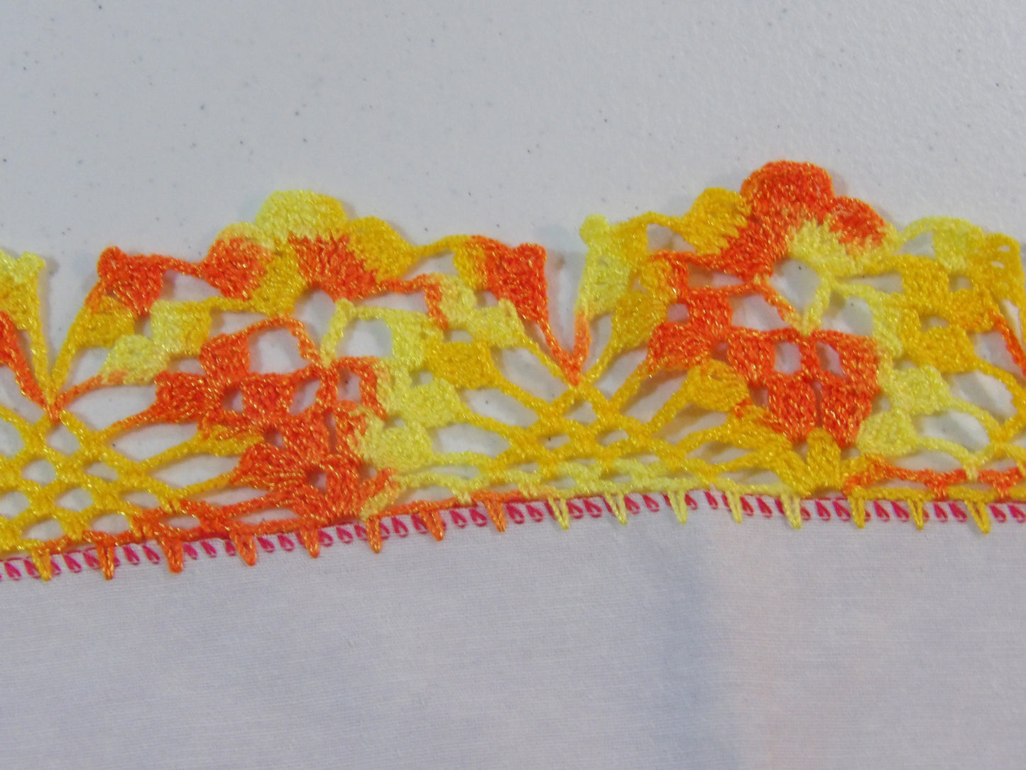 Mantel bordado ( Chico ) Table Cloth ( small-Hand Embroidered )