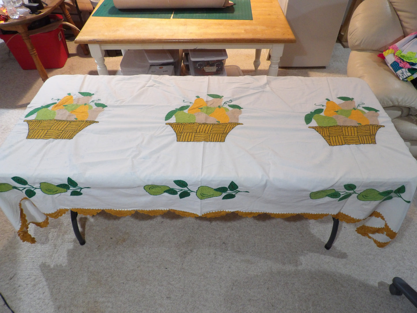 Mantel Bordado ( Extra Grande ) Table Cloth XL ( Hand Embroidered )