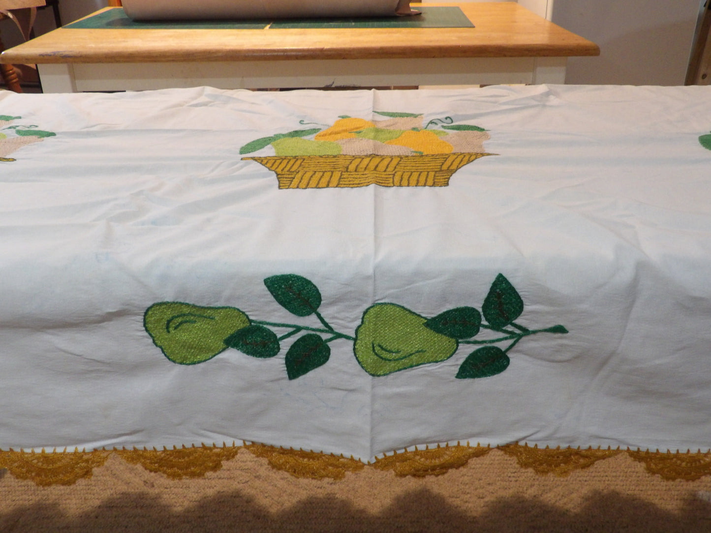 Mantel Bordado ( Extra Grande ) Table Cloth XL ( Hand Embroidered )