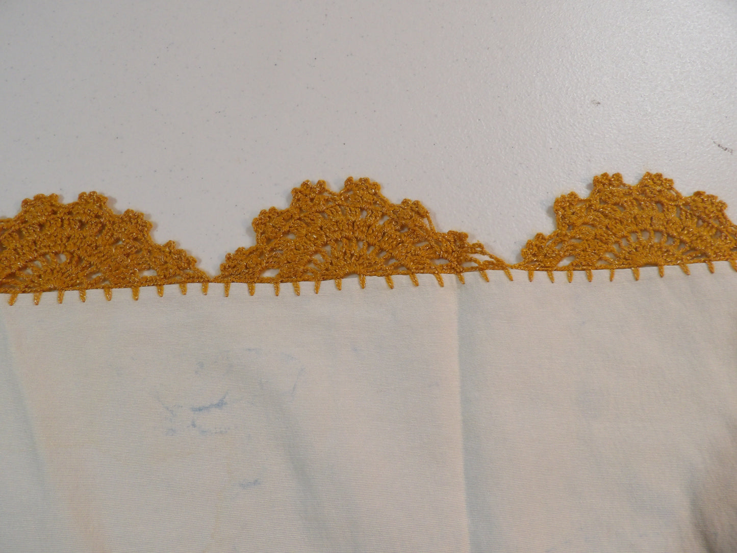 Mantel Bordado ( Extra Grande ) Table Cloth XL ( Hand Embroidered )
