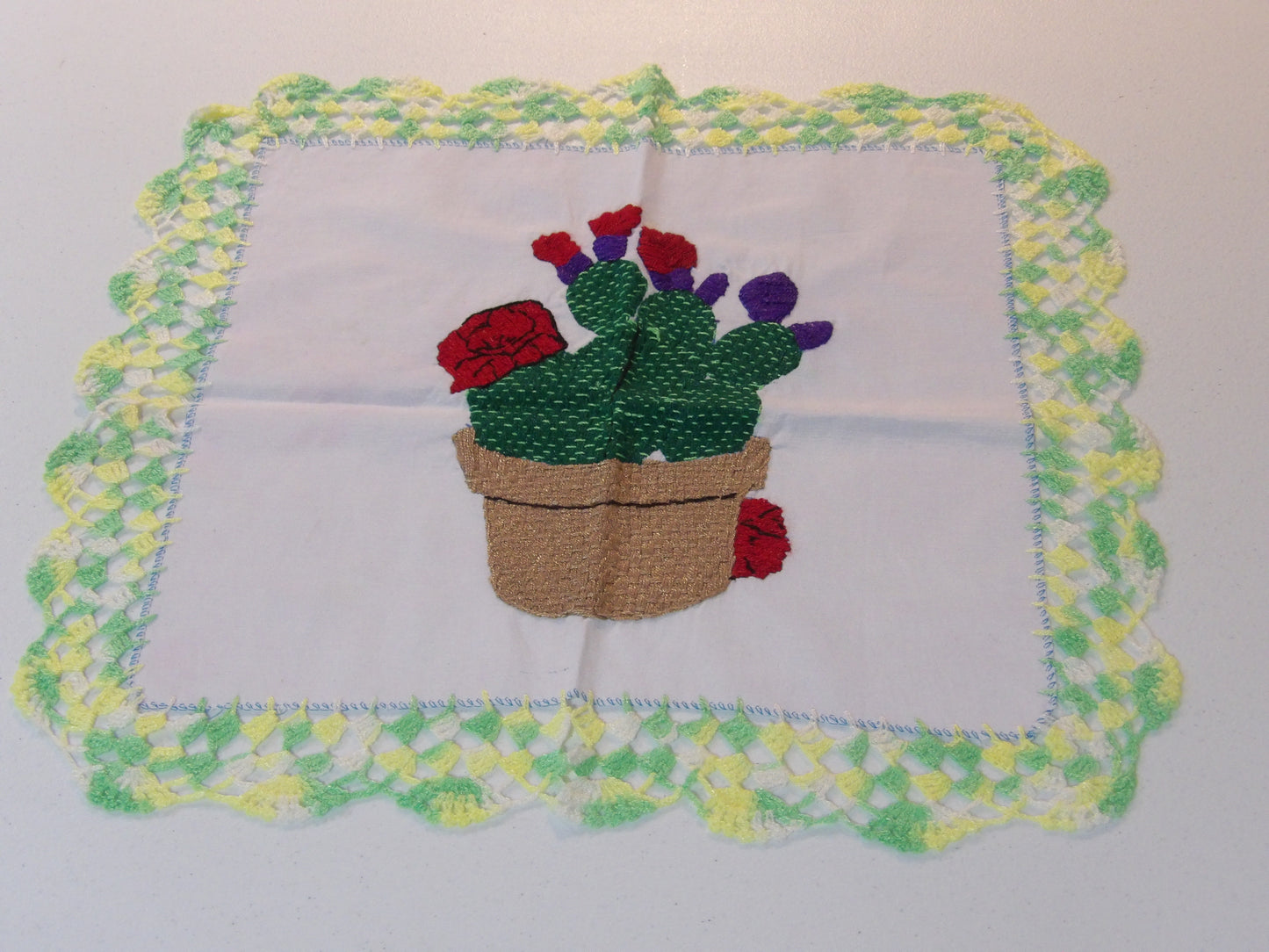 Servilletas Bordadas / Hand Embroidered Linen Cloths