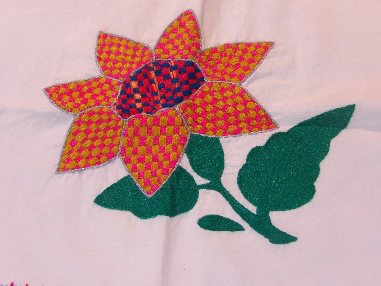 Servilletas Bordadas / Hand Embroidered Linen Cloths