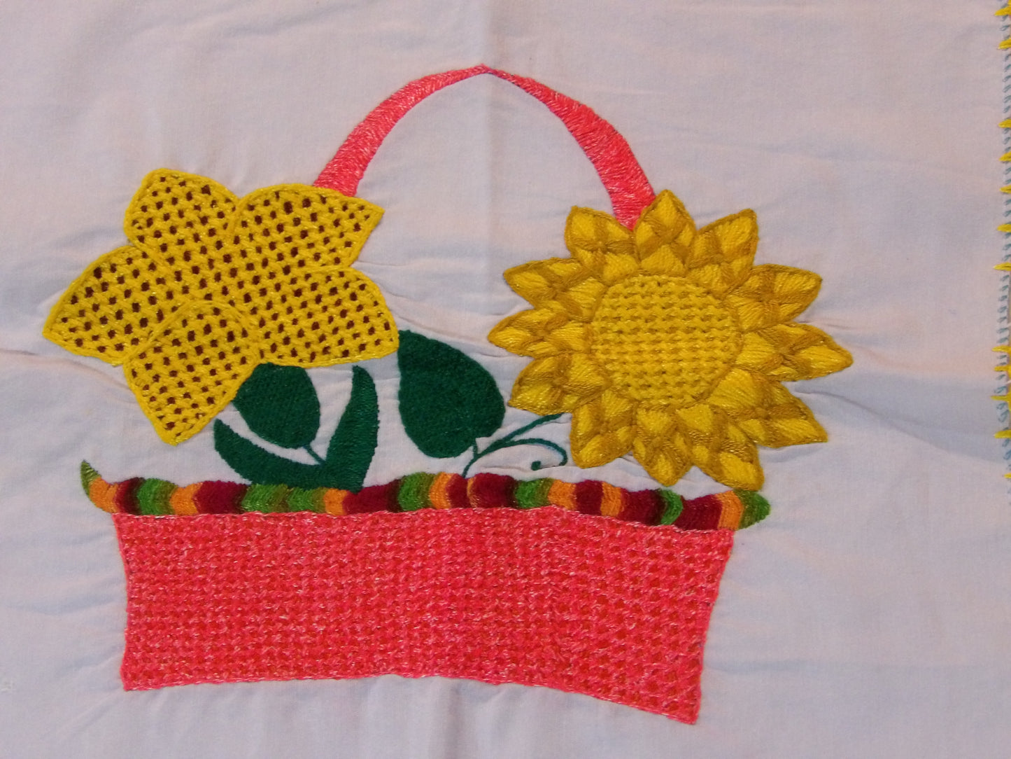 Servilletas Bordadas / Hand Embroidered Linen Cloths