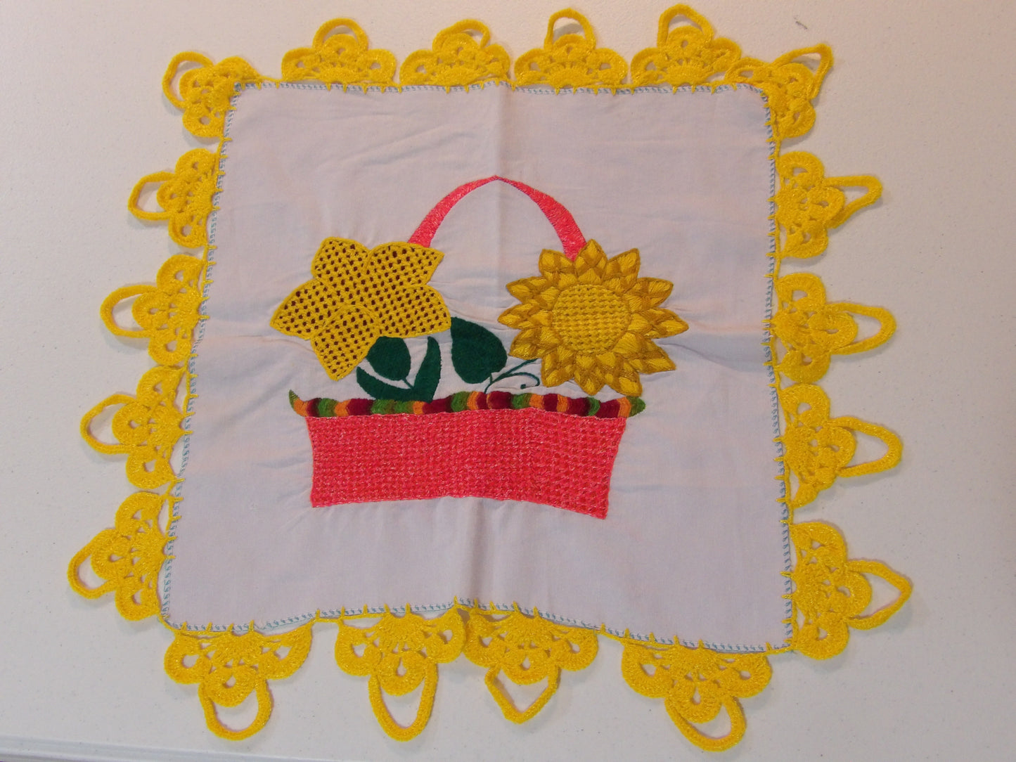 Servilletas Bordadas / Hand Embroidered Linen Cloths
