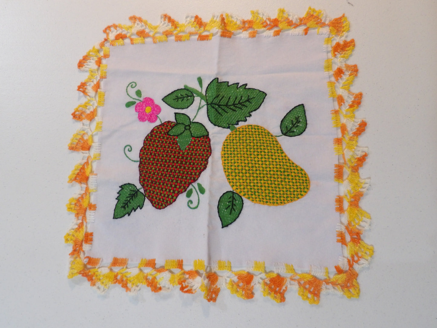 Servilletas Bordadas / Hand Embroidered Linen Cloths
