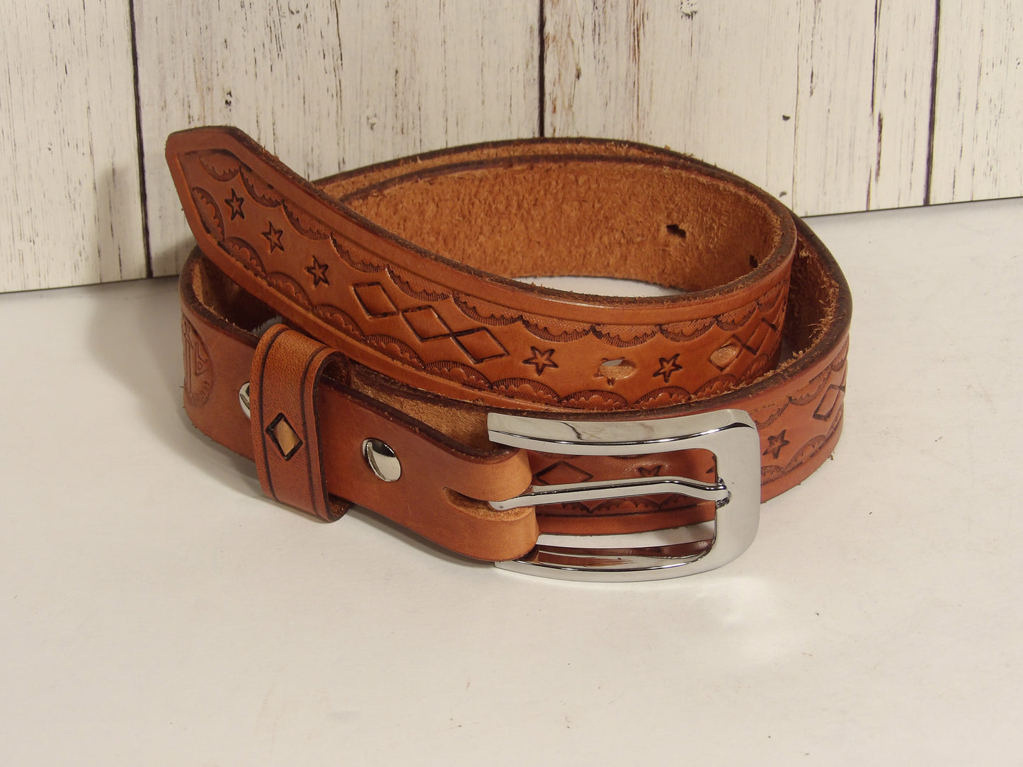 Girl leather belt ( Hand Stamped )/ Cinturon de piel estampado para dama