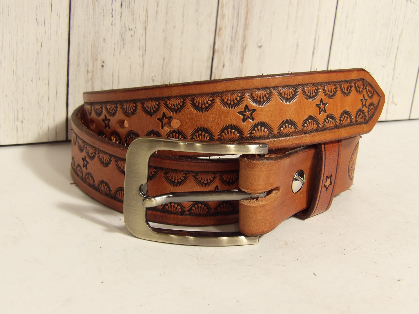 Cinturon de piel estampado para dama/Girl leather belt ( Hand Stamped )
