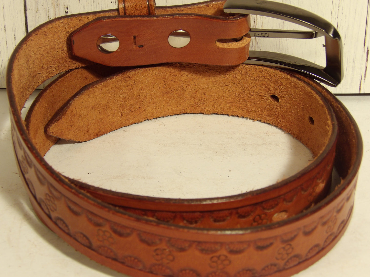 Cinturon de piel para dama/Girl leather belt ( Hand Stamped )