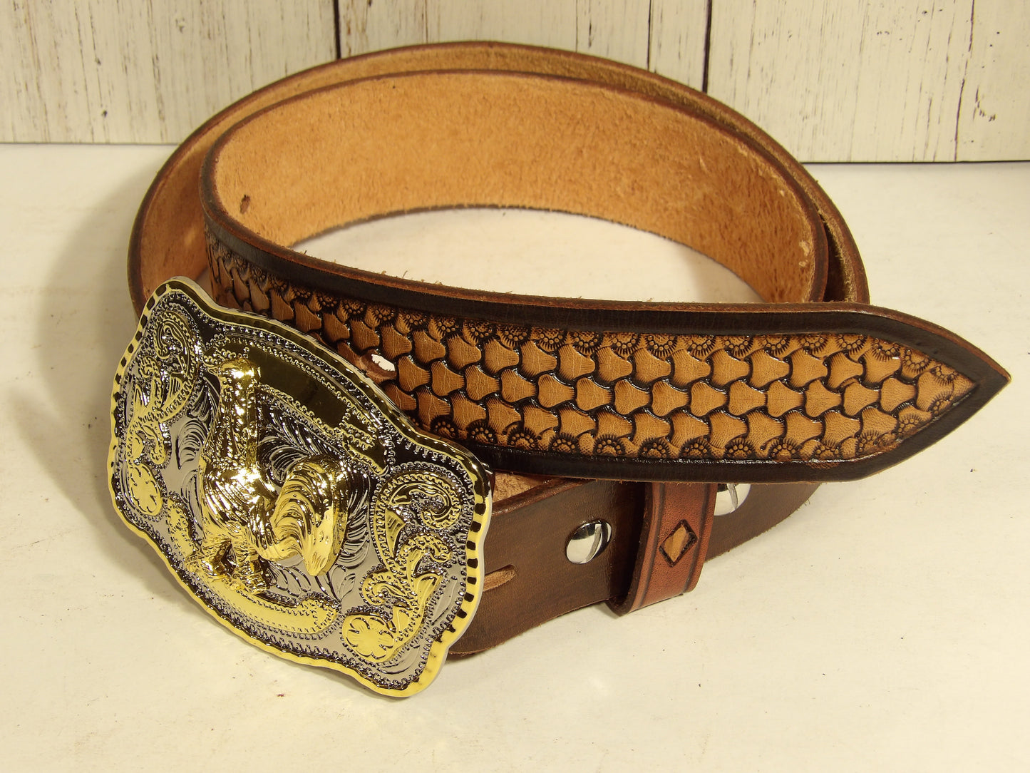 Cinturon Vaquero para Hombre / Cowboy Leather Belt ( Hand stamped )
