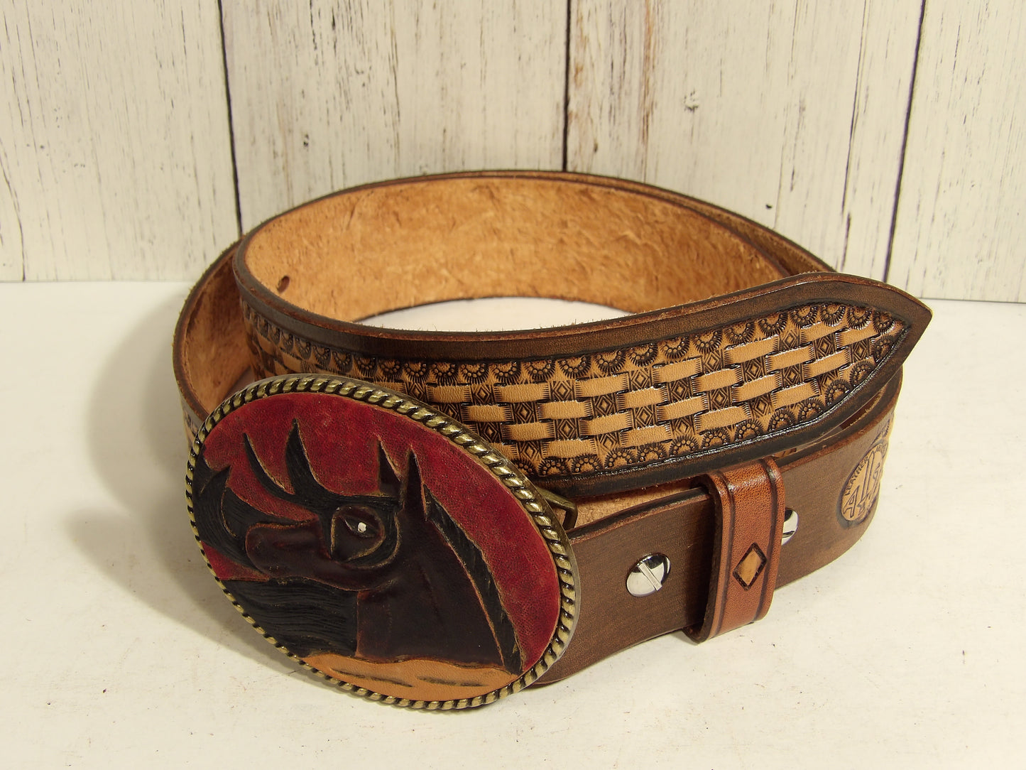 Cinturon Vaquero para Hombre / Cowboy Leather Belt ( Hand Stamped )