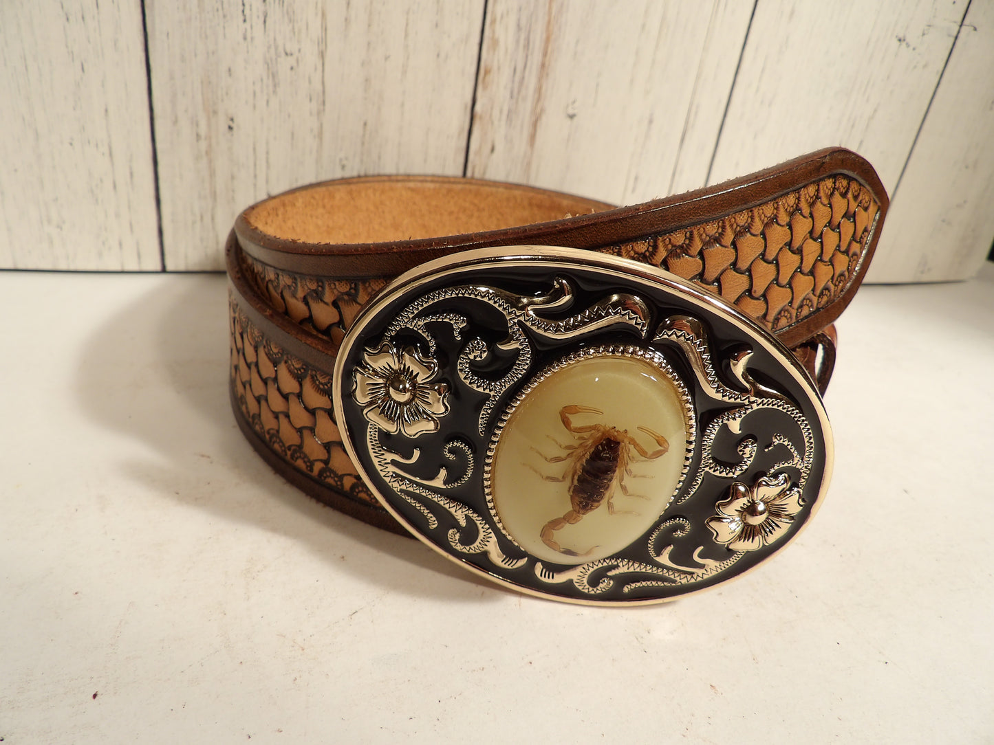 Cinturon Vaquero para Hombre / Cowboy Leather Belt for Men ( Hand Stamped )