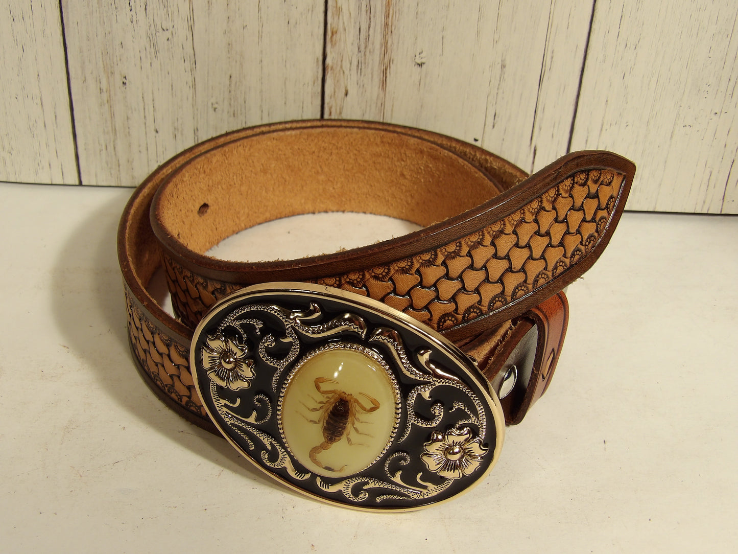 Cinturon Vaquero para Hombre / Cowboy Leather Belt for Men ( Hand Stamped )