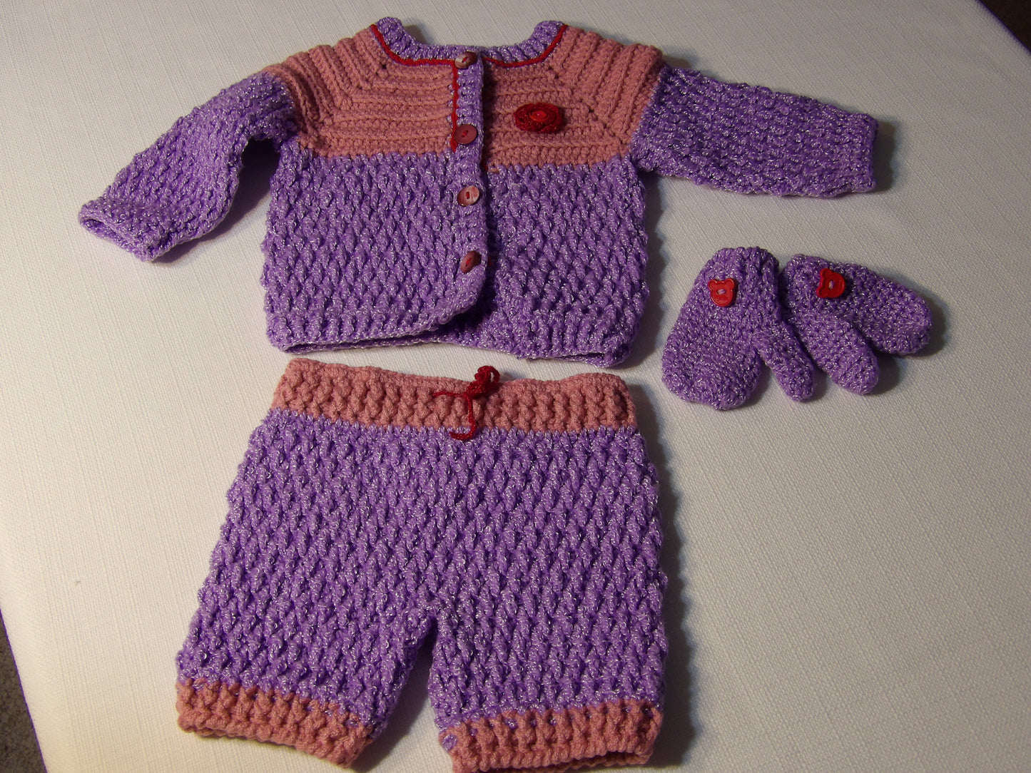 Handmade baby outfit (Trajecito para bebe tejido a mano)