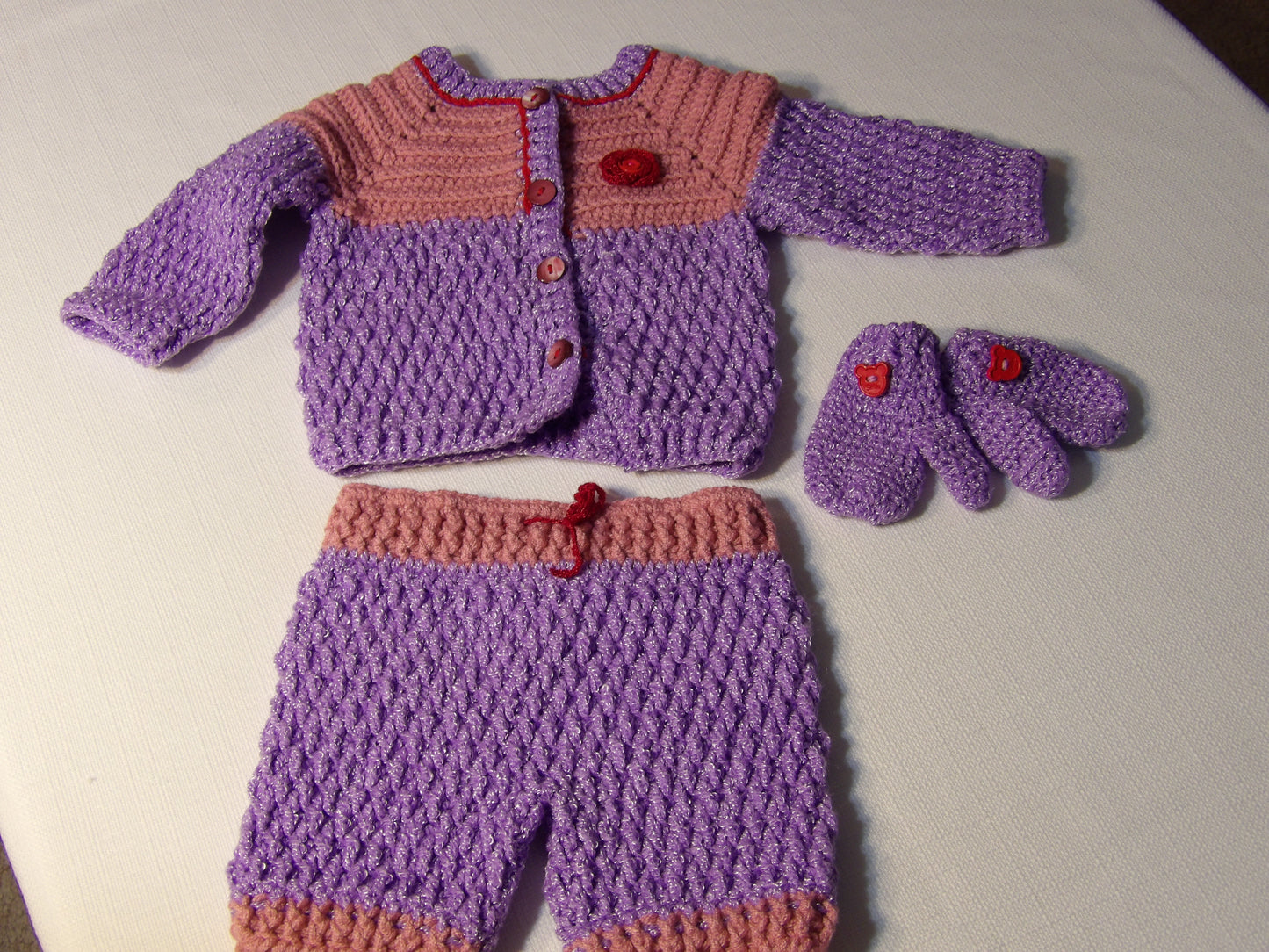 Handmade baby outfit (Trajecito para bebe tejido a mano)