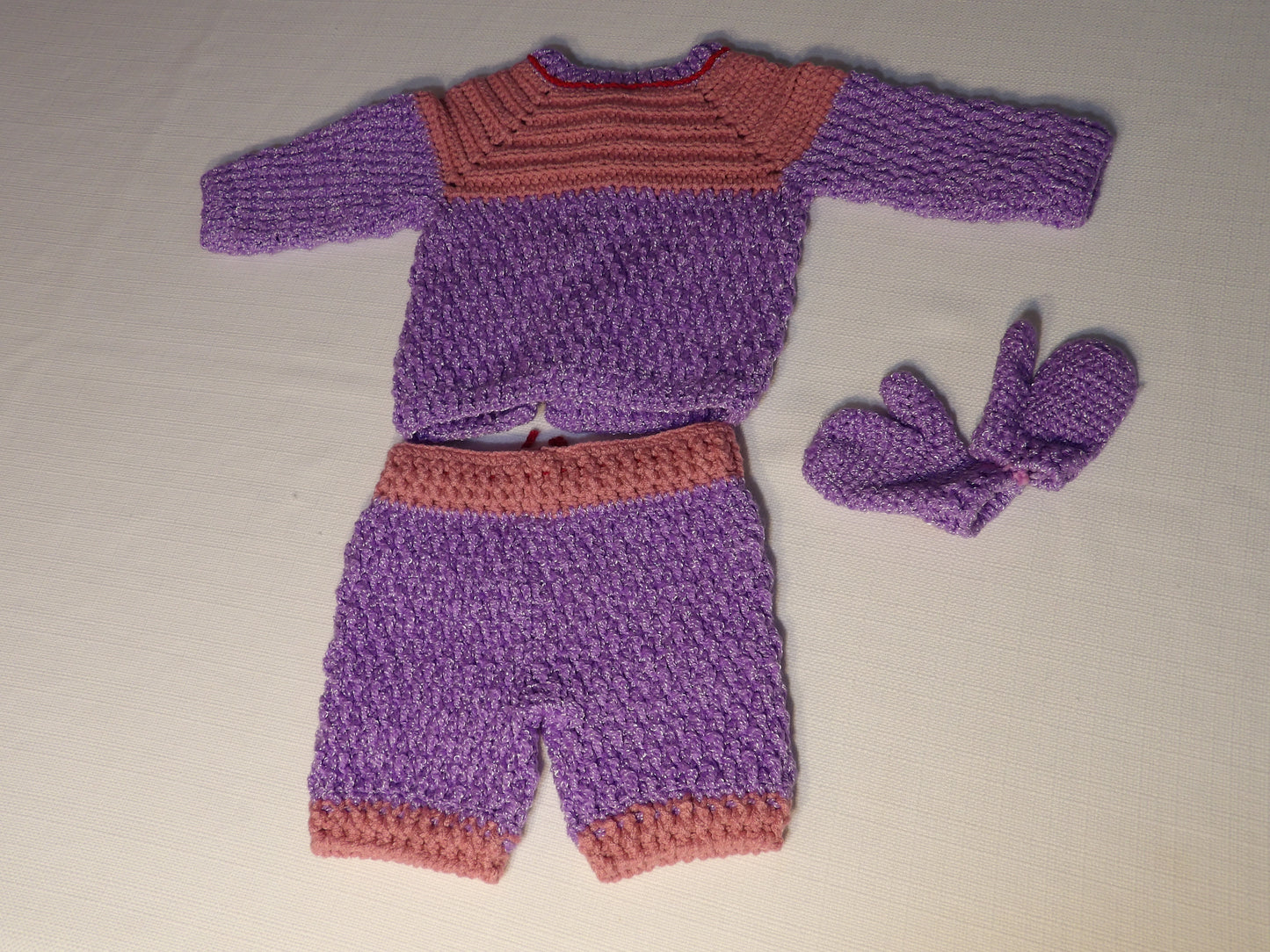 Handmade baby outfit (Trajecito para bebe tejido a mano)