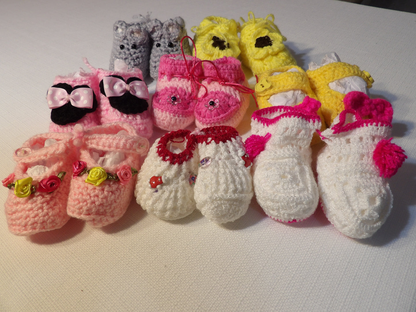 Handmade baby shoes (zapatitos de bebe tejidos a mano)