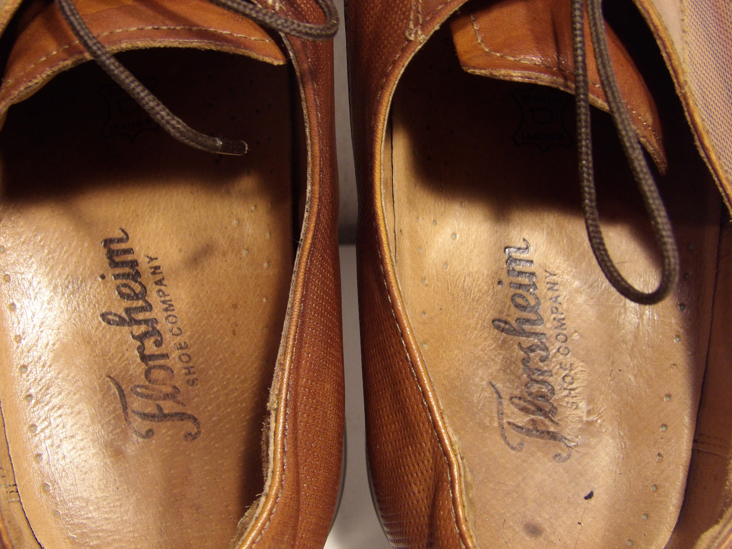Leather shoes ( Florsheim Brown )
