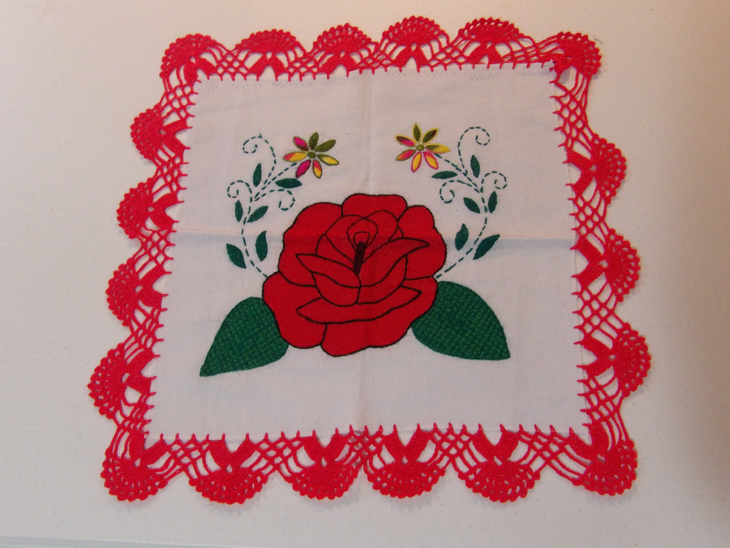 Servilletas Bordadas / Hand Embroidered Linen Cloths
